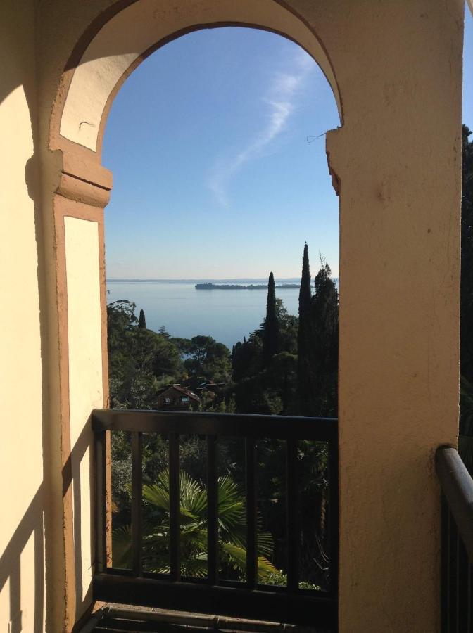 Villa Glicine Gardone Riviera Exterior foto